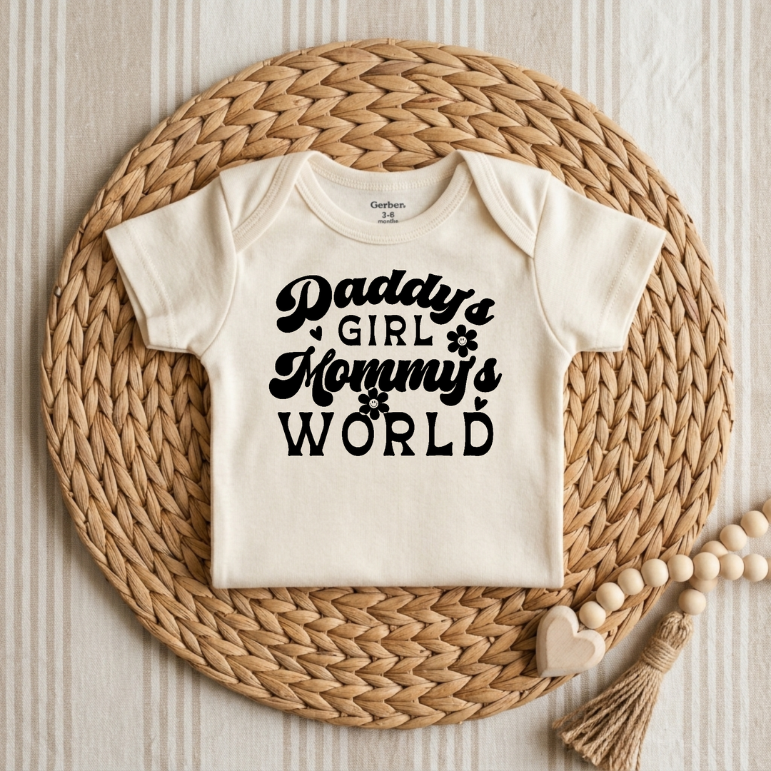 Daddy's Girl Mommy's World Retro Groovy Floral Baby Onesie® in Natural — Okum Tees