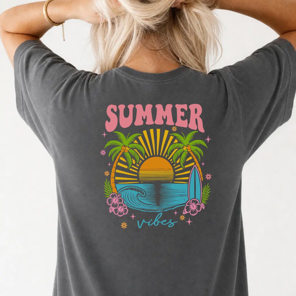 Retro Surf Summer Women's Graphic Tee - Okum Tees